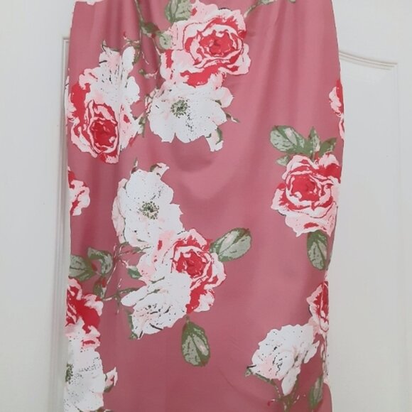 Skirt - Picture 1 of 2